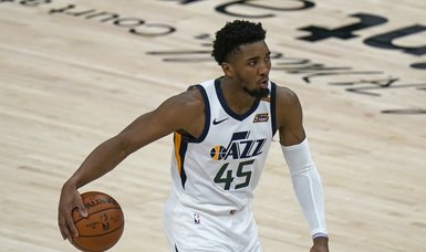 Donovan Mitchell, Jazz try to go up 2-0 at home vs. Clippers