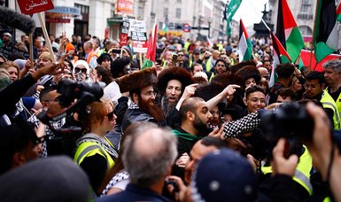 Thousands of pro-Palestine protesters rally in London to commemorate Nakba