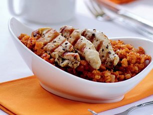 Tavuklu Buğday Salatası