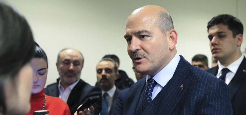 9,800 PEOPLE UNDER QUARANTINE IN TURKEY DUE TO COVID-19, MINISTER SOYLU SAYS
