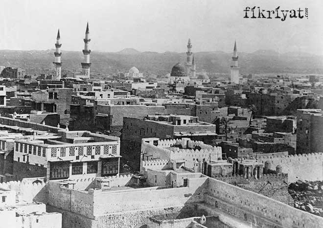 Resulullah’ın sav huzurunda Müslüman oldu