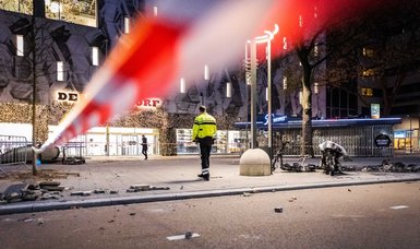 Police injured, detentions made after new night of Dutch unrest