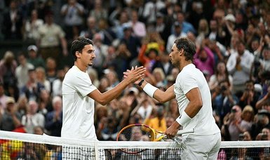 Rafael Nadal eases into Wimbledon last 16 for 10th time
