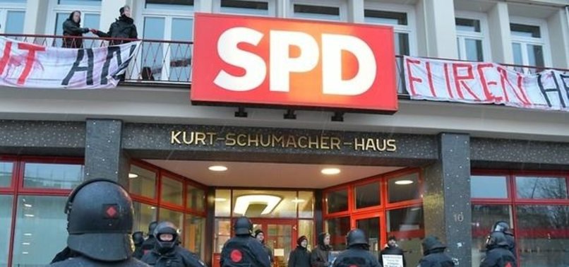 PKK/YPG SUPPORTERS STORM SPD BUILDING IN GERMANYS HAMBURG