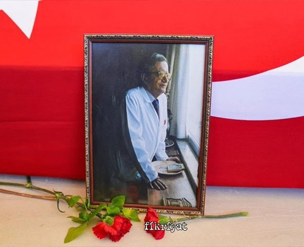 Şair bir hekim: Hüsrev Hatemi