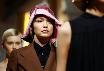 Prada İlkbahar/Yaz 2020 koleksiyonu tanıttı