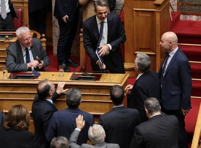 Greek PM Mitsotakis wins no-confidence vote over wiretapping scandal