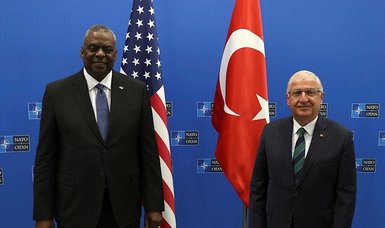 Turkish, Dutch, US defense chiefs hold talks on sidelines of key NATO meeting