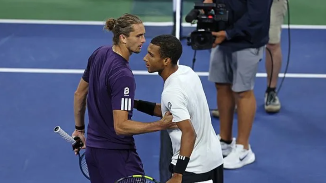 ALEXANDER ZVEREV VEDA ETTİ