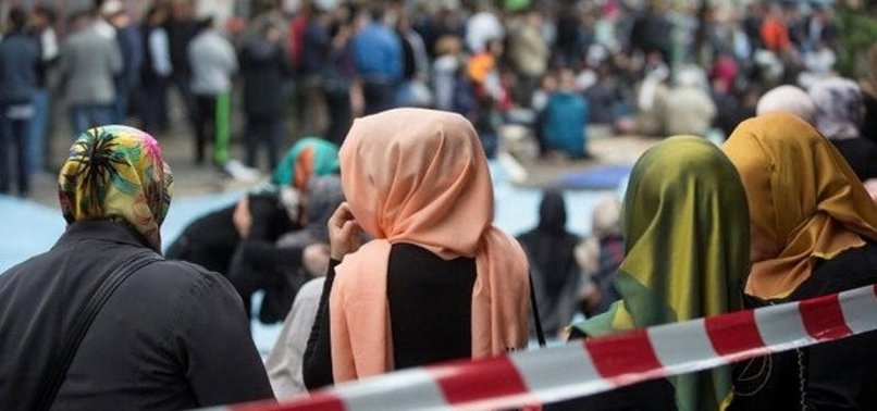 IN AUSTRIA, WOMEN WEARING HEADSCARVES FACE MORE ANTI-MUSLIM RACISM THAN MEN, SAYS ACTIVIST