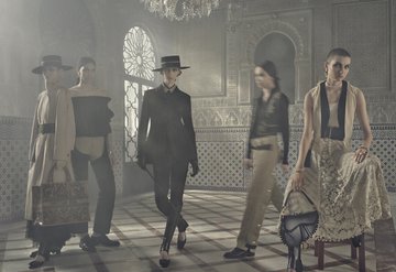 Işık ve Gölge Arasında: Dior Cruise 2023