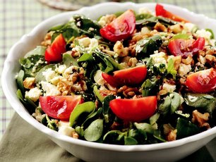 Tulum Peynirli Semizotu Salatası
