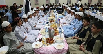 Turkish aid body hosts iftar for orphans in Pakistan