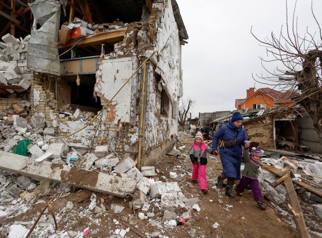 UN refugee agency chief ‘appalled’ by destruction after 6-day visit to Ukraine