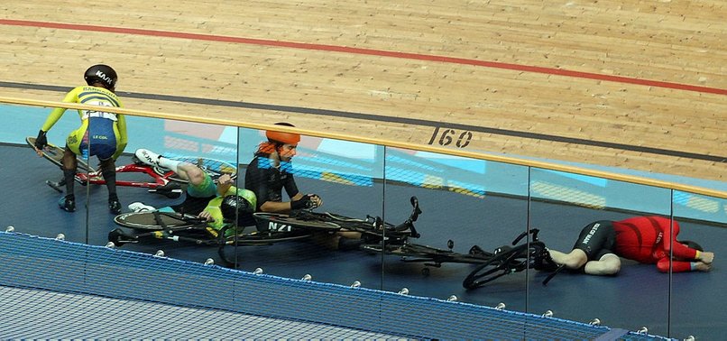 CYCLING VELODROME CLEARED AFTER SERIOUS CRASH