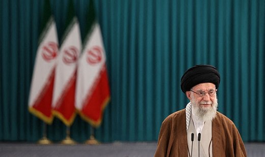 Khamenei praises resistance movements for fight against Israel