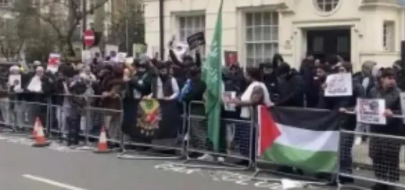 Muslims In Sweden Muslim Londoners hold protest to condemn Quran burning in Sweden - anews