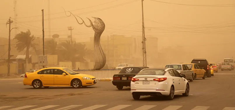 Sandstorm Hit Iraq sandstorm leaves 1,500 people with respiratory problems - anews