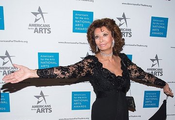 Sophia Loren: Kendimi 16 yaşında hissediyorum