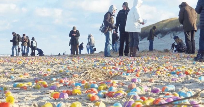 Langeoog sahili oyuncak kaynıyor