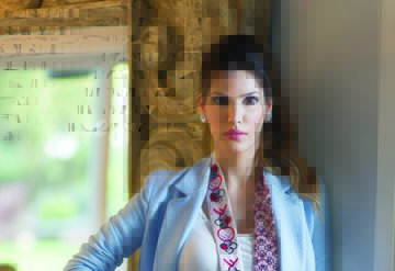 Evelize Kosif, ikiz çocuklarını ilk kez gösterdi