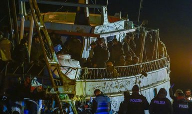 North Macedonia: 3 migrants and suspected smuggler injured