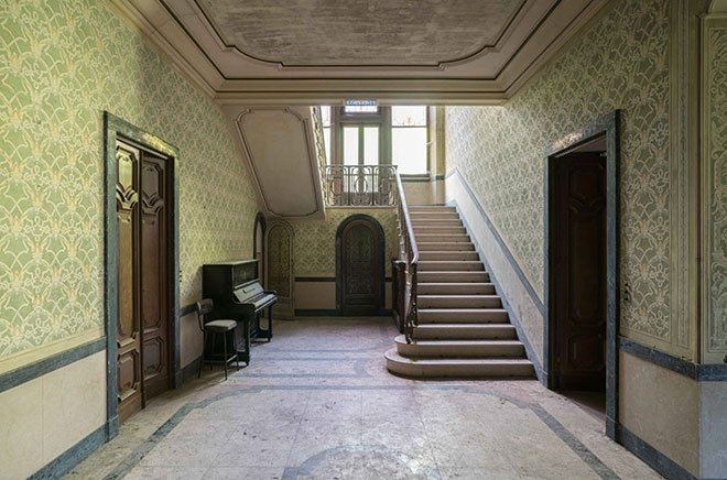 Thiery’e göre, piyanolar, insanların geride bıraktığı birkaç eşyadan biri