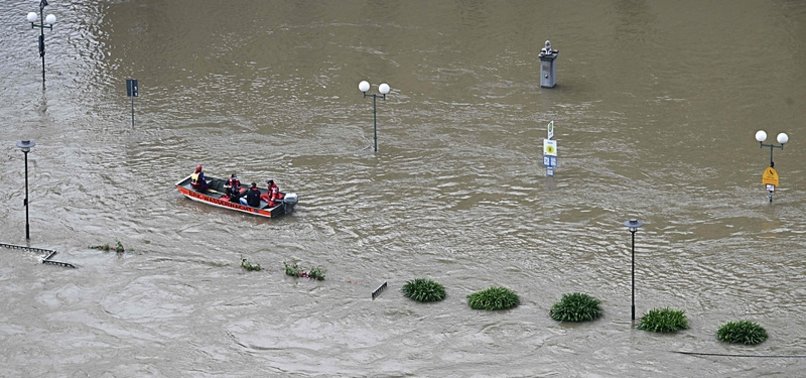 DEATH TOLL AT 5 IN GERMAN FLOODS