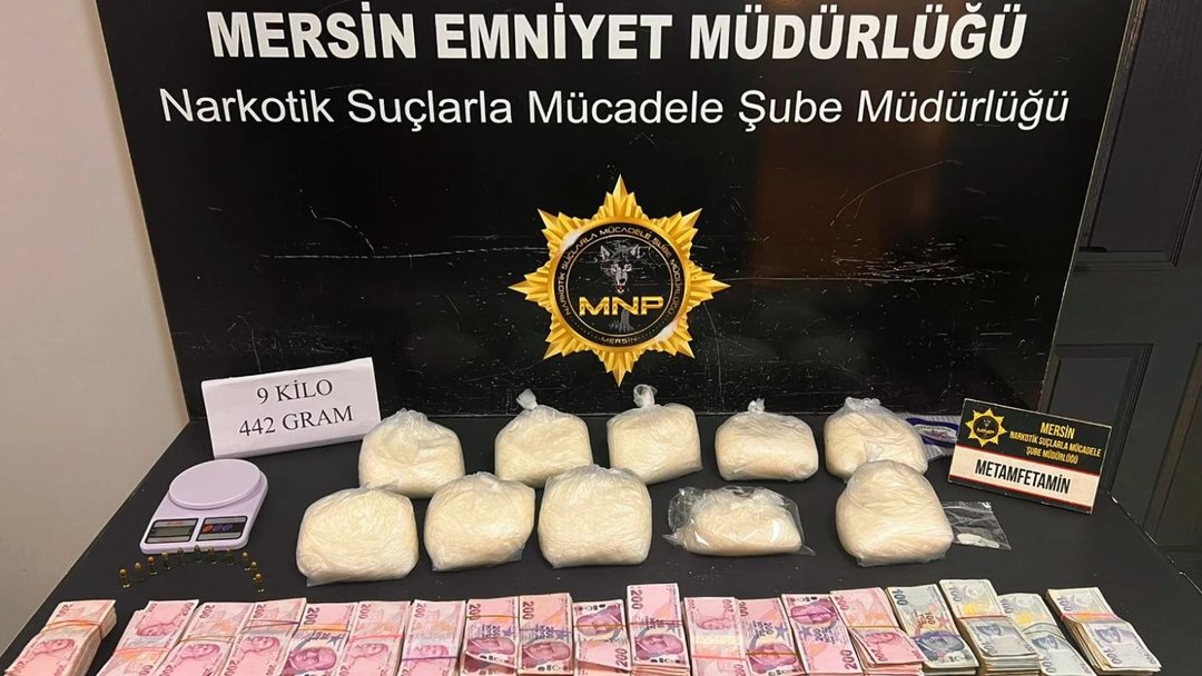 ZEHİR TACİRLERİNE OPERASYON