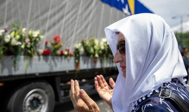 Bosnia says hundreds of Srebrenica genocide victims still missing