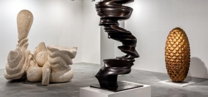 ACCOMPLISHED SCULPTOR AT ISTANBUL MODERNS TEMPORARY SPACE