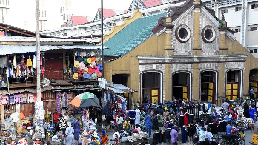 TÜRK CAMİSİ OLARAK BİLİNİYOR