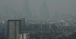 Pollution linked to 10% of cancer cases in Europe: report