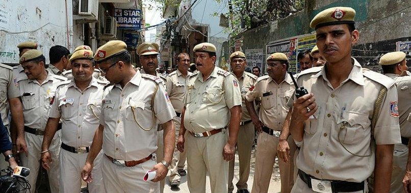 MOB LYNCHES 5 MEN IN WEST INDIA; POLICE ARREST 23 SUSPECTS