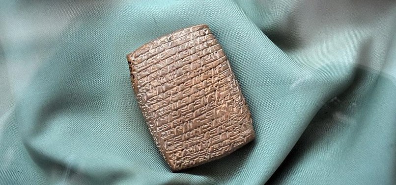 ANCIENT WRITING IN TURKEY DATED BACK TO 2000 B.C.