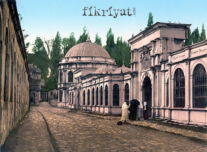 İMARETHANEDEKİ GÖREVLİLER