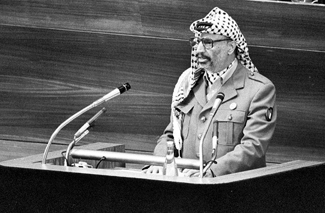 FİLİSTİN MÜCADELESİNİN SEMBOLÜ: YASİR ARAFAT