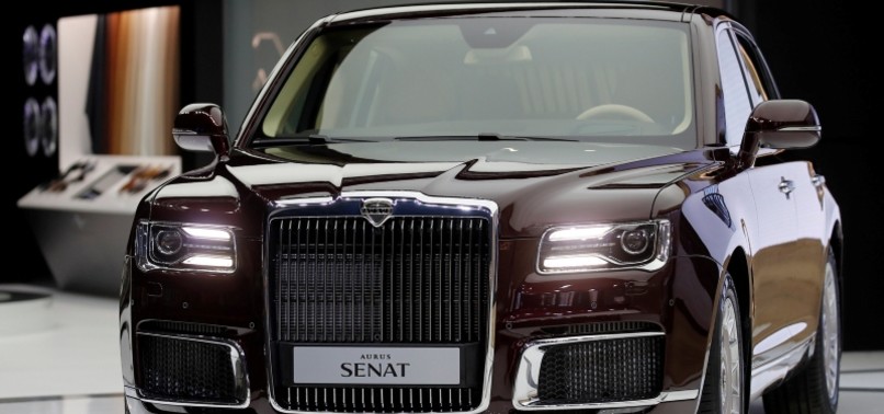 PUTIN’S NEW LUXURIOUS CAR UNVEILED AT MOSCOW AUTO SHOW