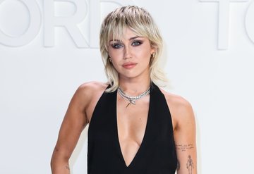 Miley Cyrus salgın sırasında ayrıcalıklı olduğunu kabul etti