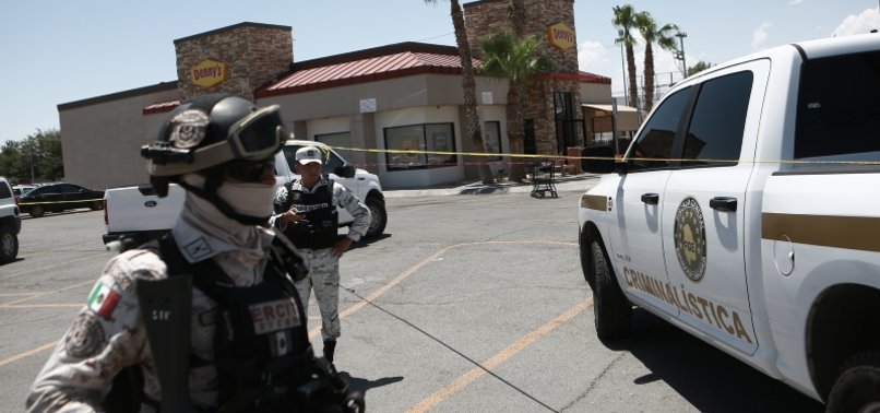 4 KILLED IN SHOOTING AT RESTAURANT IN MEXICO