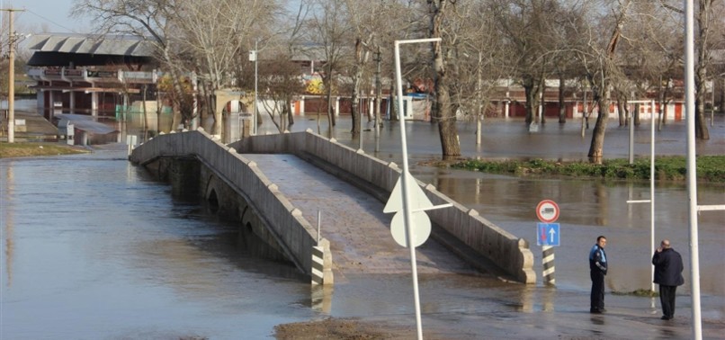 BULGARIA ISSUES WARNING TO TURKEY AND GREECE FOR FLOODS