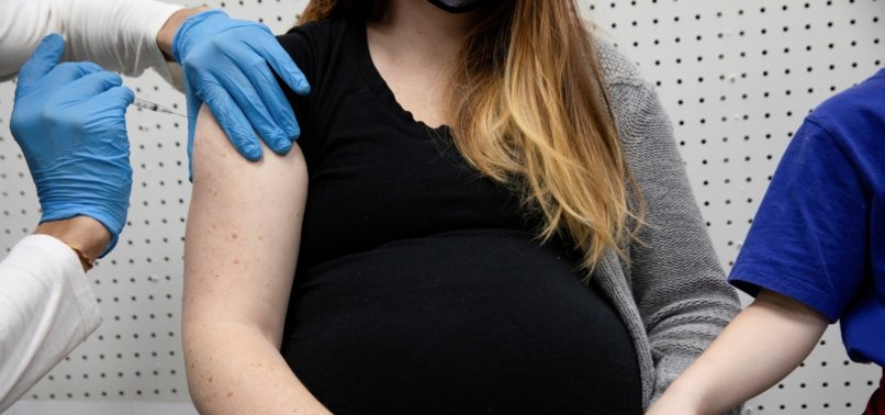 US CDC URGES PREGNANT WOMEN TO GET COVID-19 VACCINE
