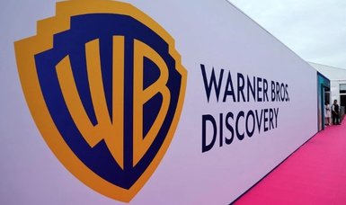 Warner Bros Discovery licenses movies and TV shows to Roku, Tubi