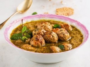 Hindi Köfteli Çorba