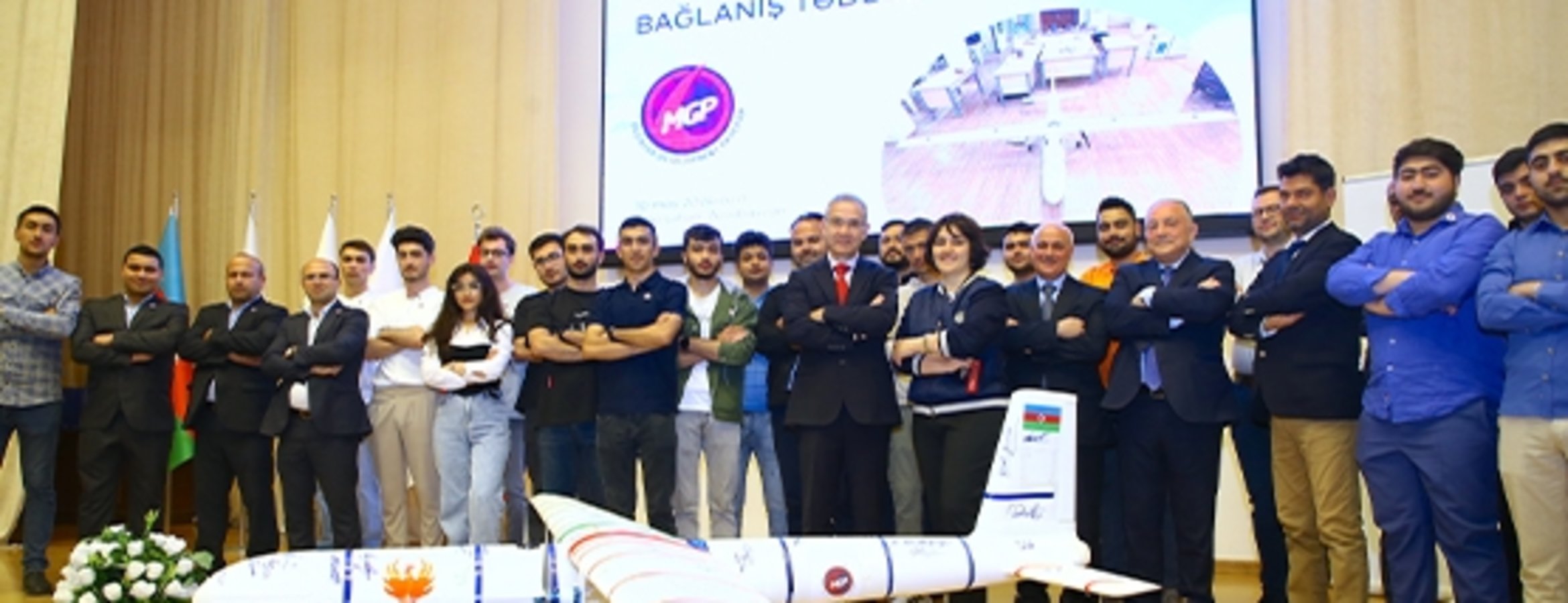 Azerbaycanlı üniversite öğrencileri TUSAŞ’ın katkılarıyla İHA üretti