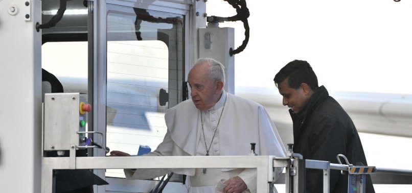 POPE USES ELEVATOR TO BOARD PLANE AHEAD OF MALTA TRIP