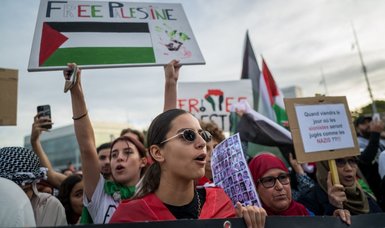 Hundreds gather in Geneva for solidarity rally with Palestine