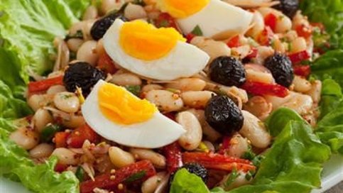 Yumurtalı Kuru Fasulye Piyazı
