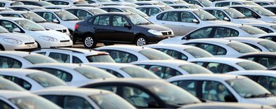 Otomobiltalebiartmayareelfiyatlardüşmeyedevamediyor