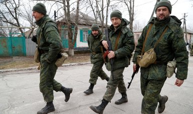 Luhansk separatists plan referendum on joining Russia